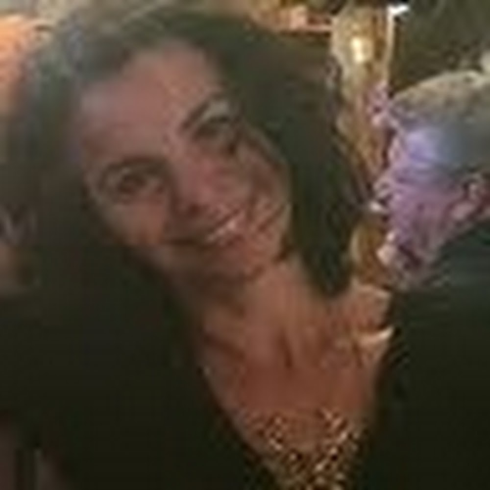 Meet your Posher, Corinne